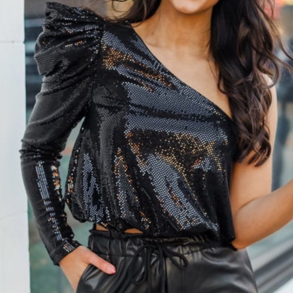 Black One Shoulder Puff Sleeve Sequin Top Size Small New